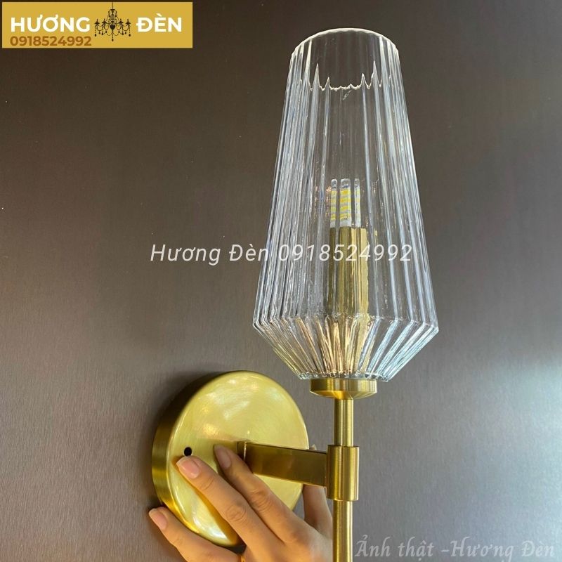 den-tuong-trang-tri-chinh-hang-vk124